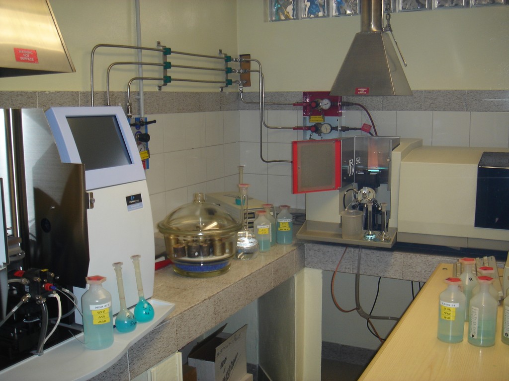 immagine laboratorio chimico
